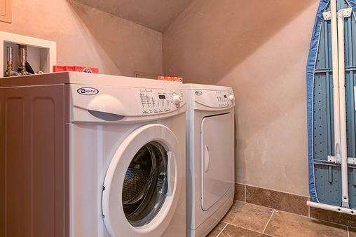In-residence Washer and Dryer
