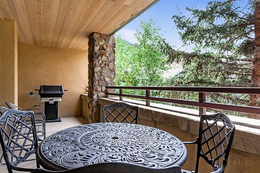 Outdoor Gas Grill