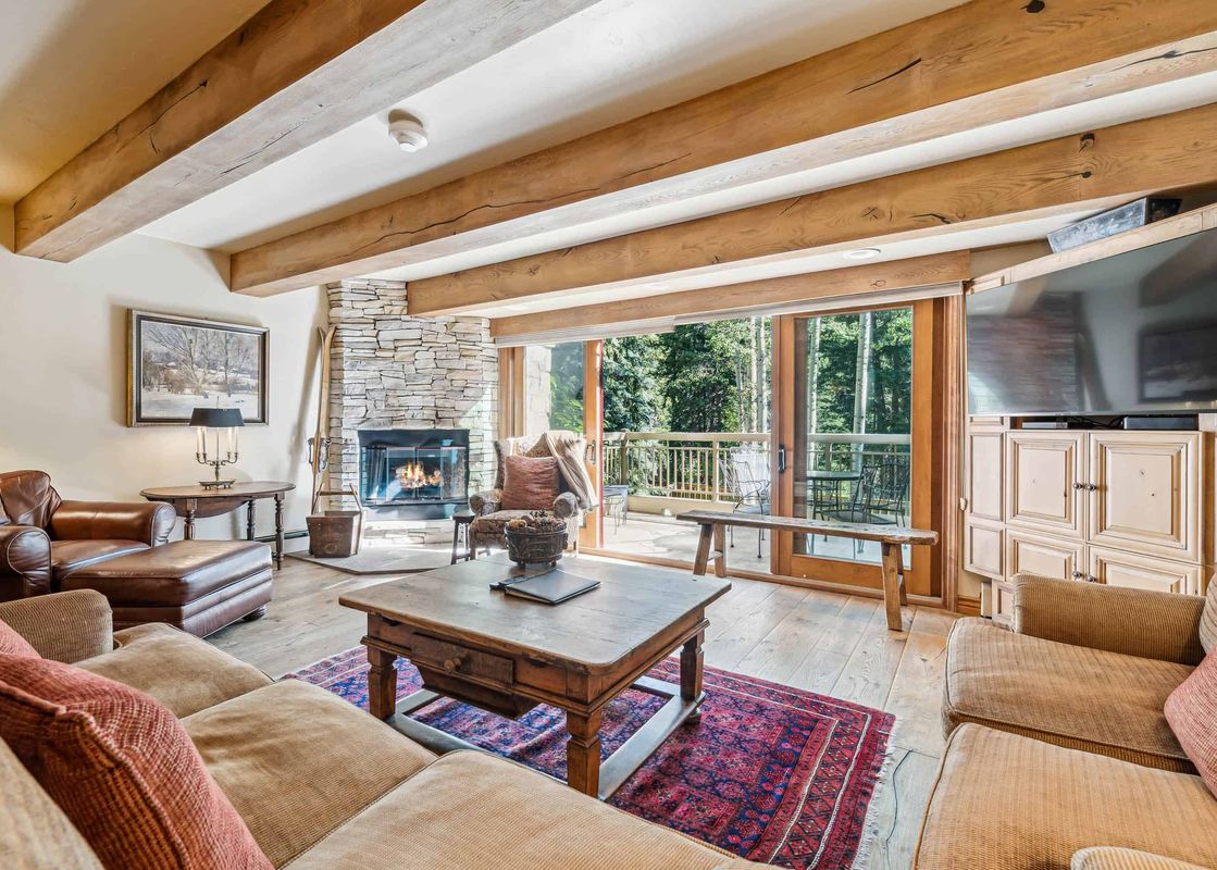 Lodge at Lionshead 102