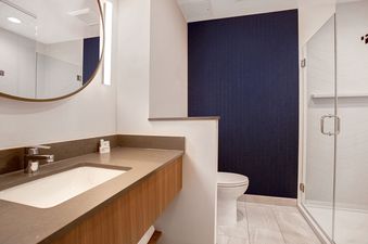 Fairfield Inn and Suites 2 Queen Guest Room