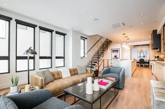 07 Living Room