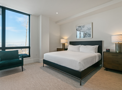 105B Argent Hotel Room