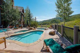 Slopeside Pool and Hot Tubs 1