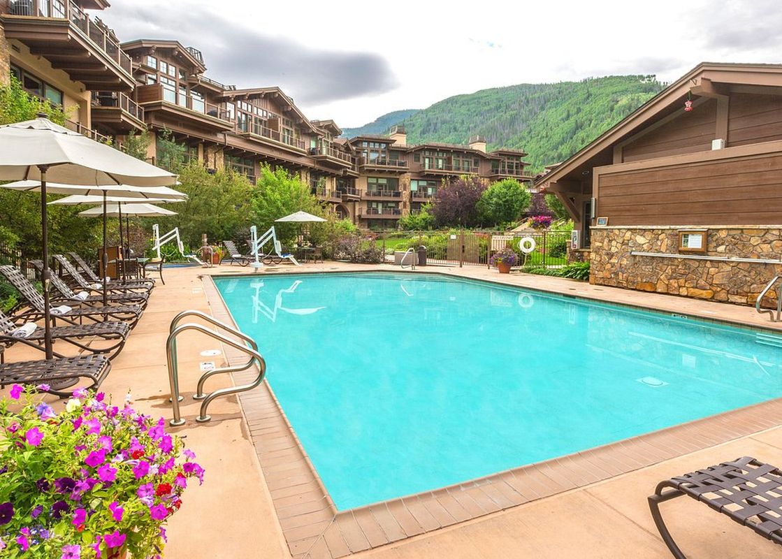 Manor Vail Lodge