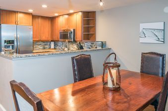 River Club 307