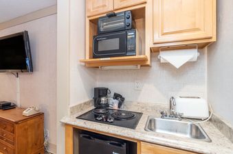 Mountainside Inn 417