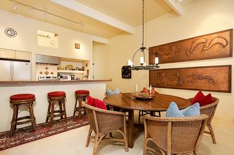 04 Dining and Kitchen