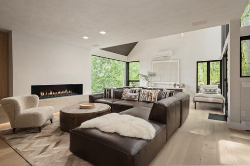 Multiple Fireplaces