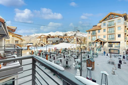 Ski-in/out