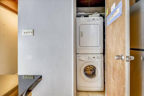 In-residence Washer and Dryer