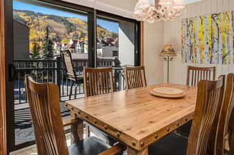 06 Vantage Point 103