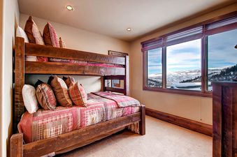 05-Highlands-Slopeside-219