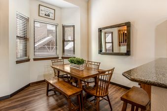 07 Warriors Mark Townhome 214