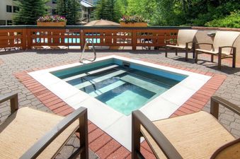 Kiva Hot Tub