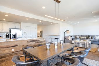 Bear Creek Lodge 412
