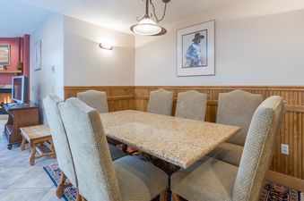 Bear Creek Lodge 305A