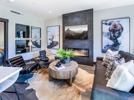 One Riverfront 208