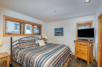 Aspen Ridge 32