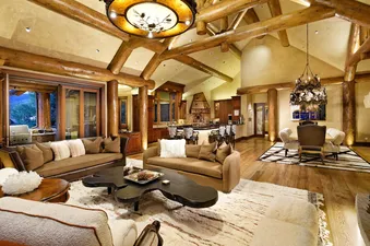 09 Ajax Mansion