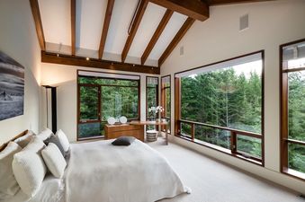 22 Bedroom