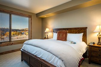 06 Edgemont 2405