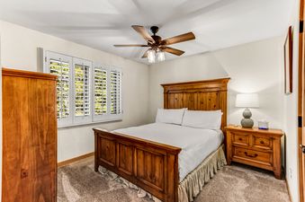 17 Bedroom