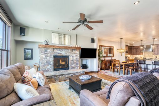 Multiple Fireplaces