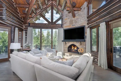 Multiple Fireplaces