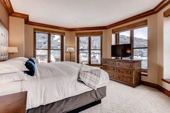 12-Park-Hyatt-Residences-4055