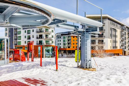 Ski-In/Ski-Out in Canyons Village