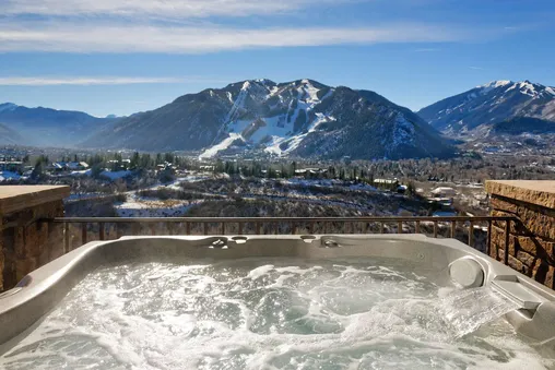 Private Hot Tub
