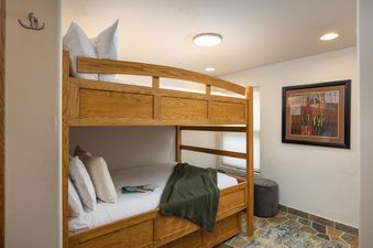 Landmark 212