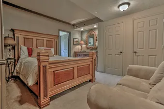 17 Master Bedroom