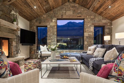 Multiple Fireplaces