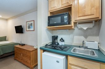 Mountainside Inn 415