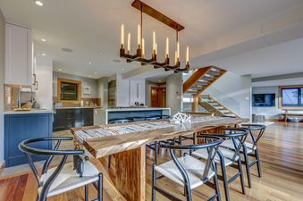 006 Snowridge Views