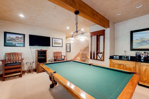 Games Room with Pool Table