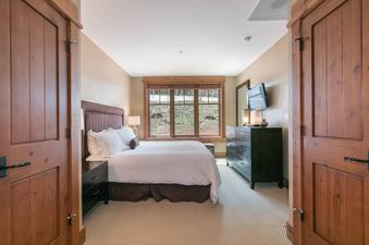 Big Horn Lodge 208