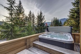 06 Snowridge Views