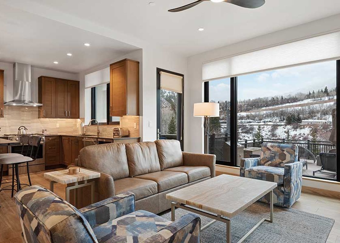 Riverfront Lodge 102