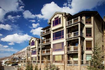 Black Diamond Lodge
