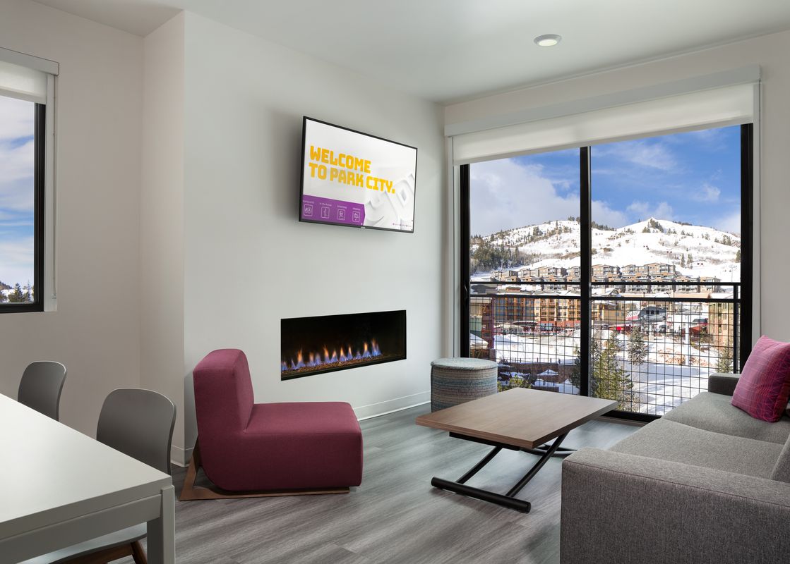 3 Bedroom PAD Livingroom 2