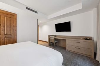 The Aspen 42C