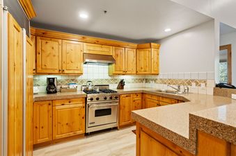 Trails End Lodge 504