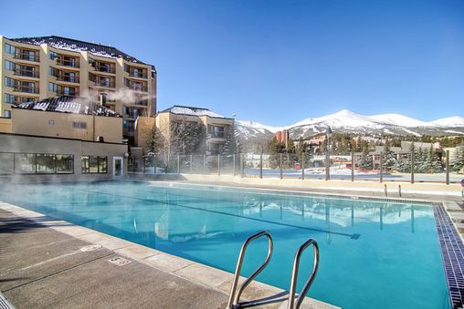 Outdoor Community Pool