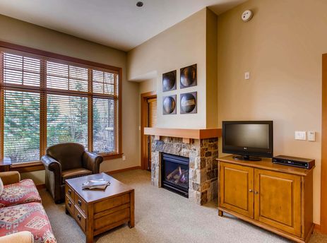 Capitol Peak Lodge 3123