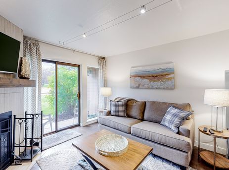 Snowcrest Delight 113