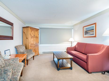 Mountainside Inn 422