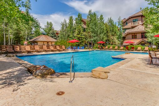 Outdoor Community Pool