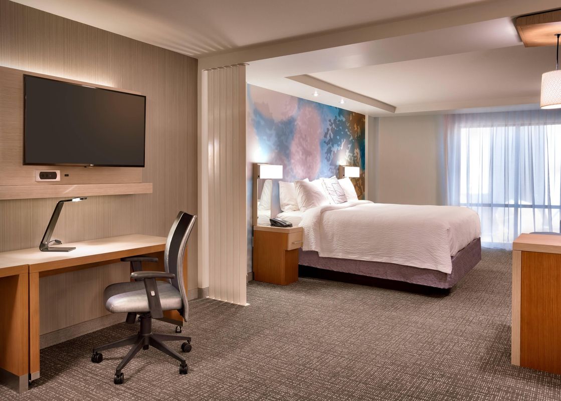 Courtyard Salt Lake City Downtown 1 King Suite